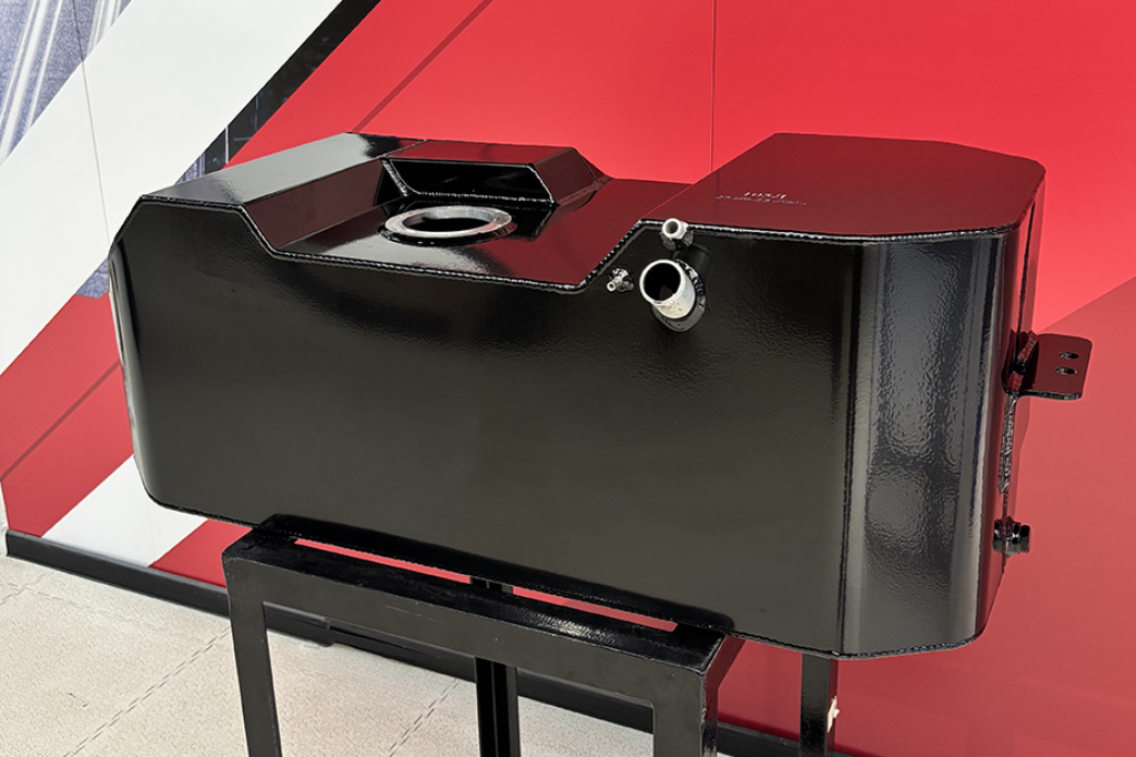 Увеличенный алюминиевый бак на Mitsubishi L200